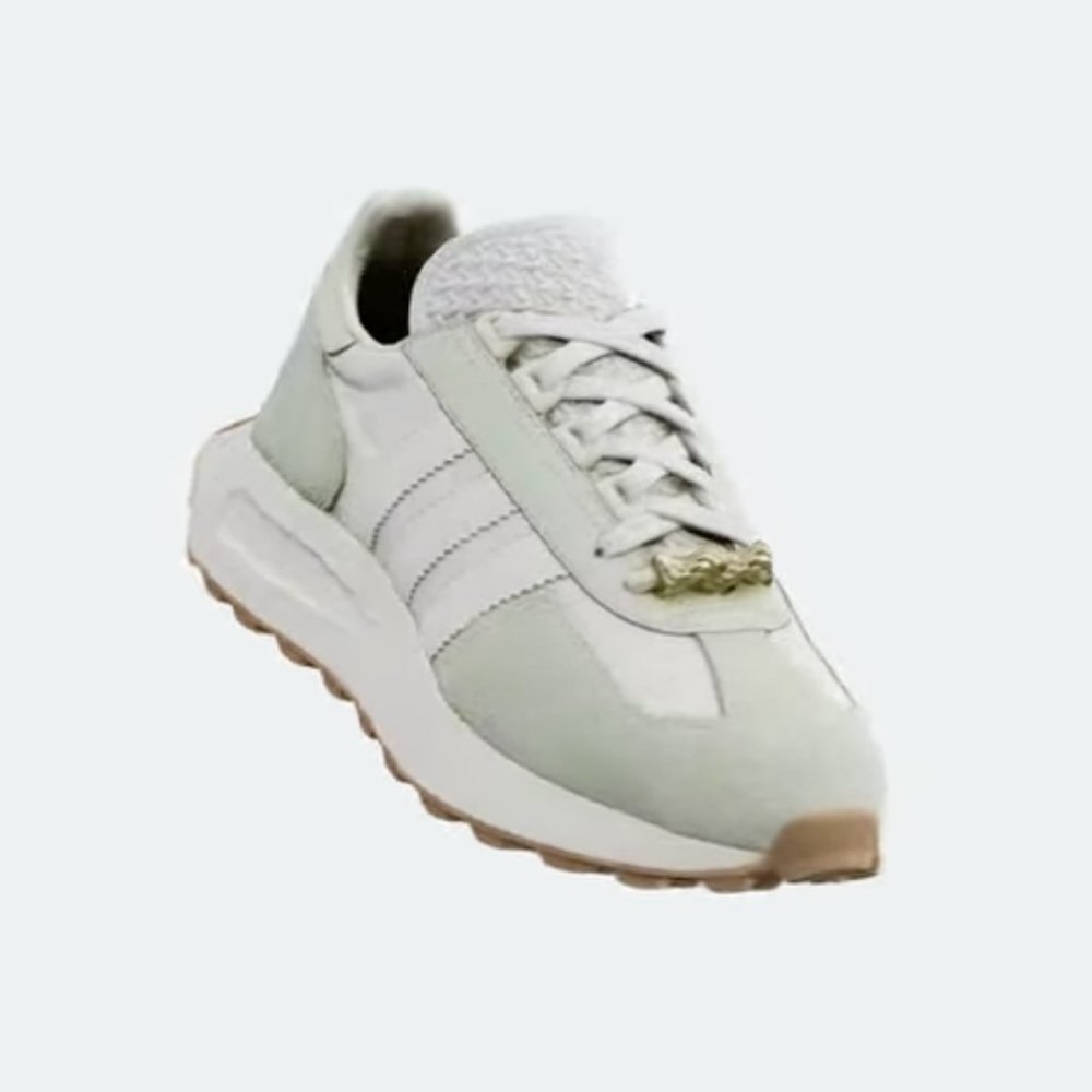 Brand new in box Adidas mint green & cream colored RETROPY E5 SHOES Size 6.5